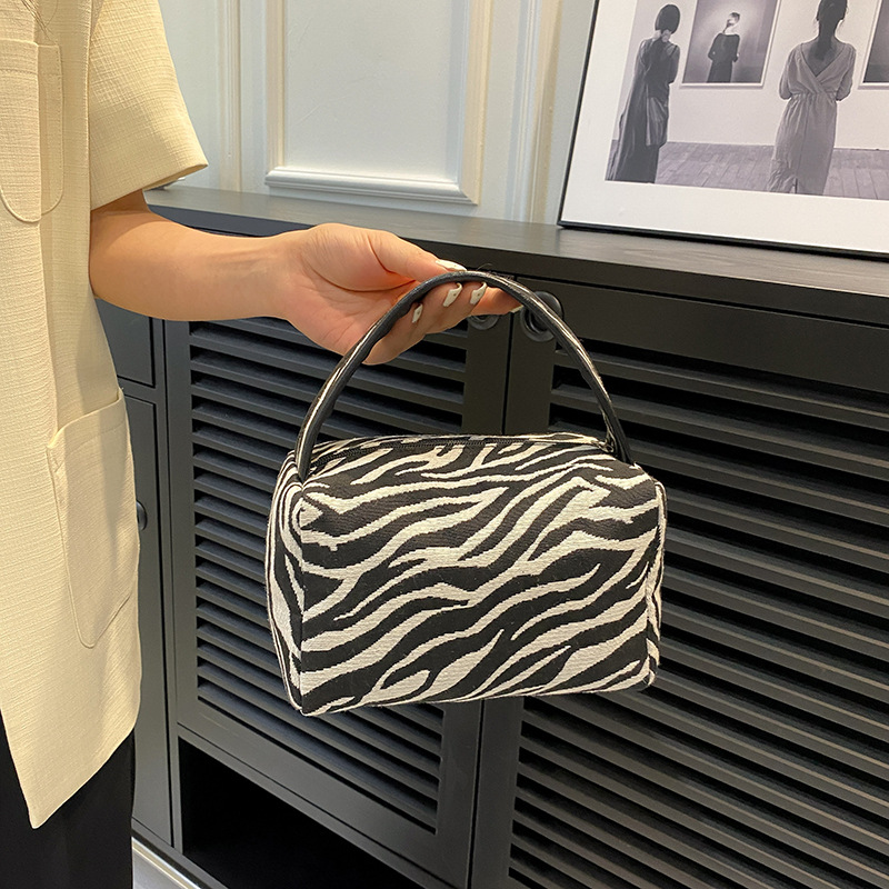 Leopard Makeup Bag Luxury  Lar - Luxury Skincare Box review and price